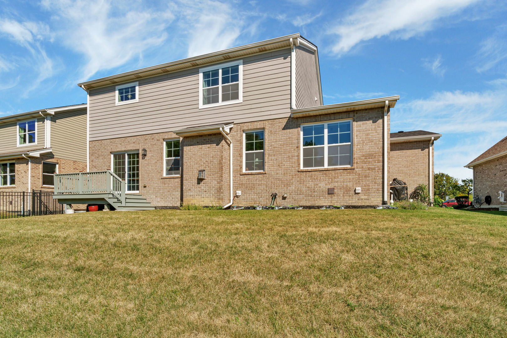 10021 El Cameno Real Drive, Orland Park, IL 60462