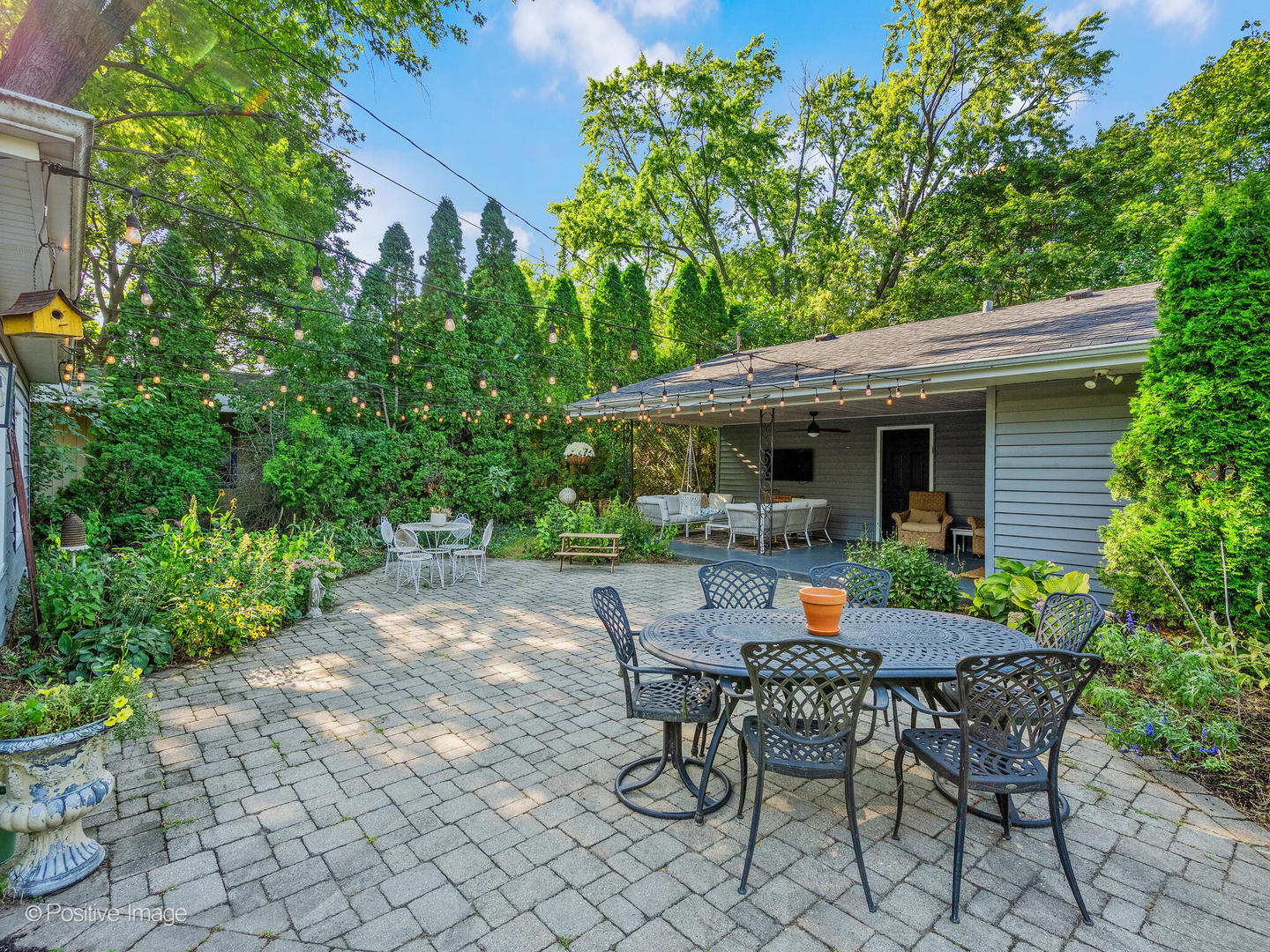 26W537 Barnes Avenue, Winfield, IL 60190
