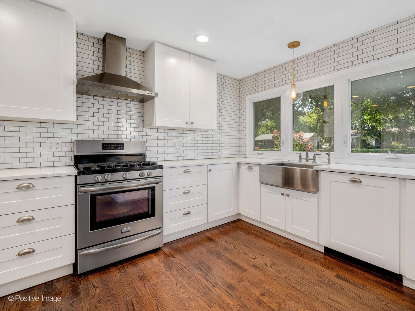 26W537 Barnes Avenue, Winfield, IL 60190