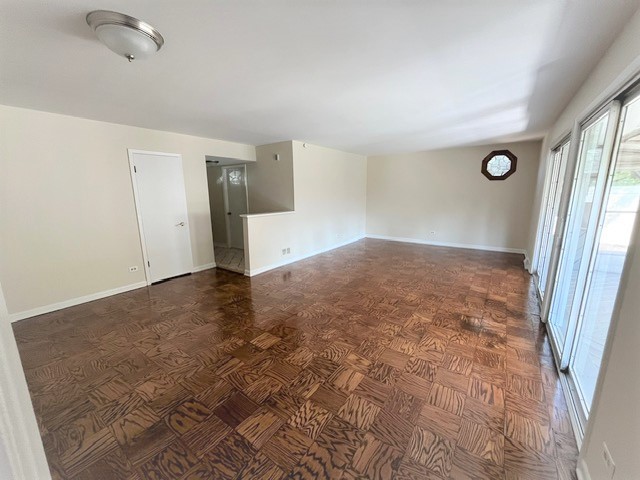 539 Ridgewood Road, Elk Grove Village, IL 60007