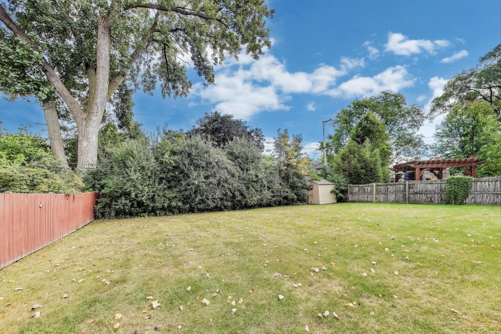 279 S Poplar Avenue, Elmhurst, IL 60126