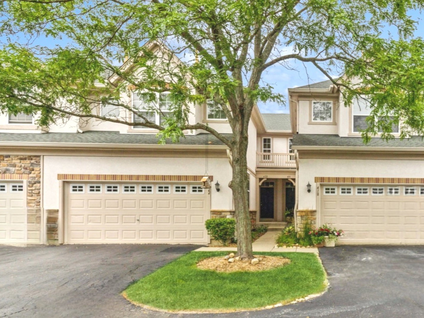422 Shadow Creek Drive #422, Vernon Hills, IL 60061