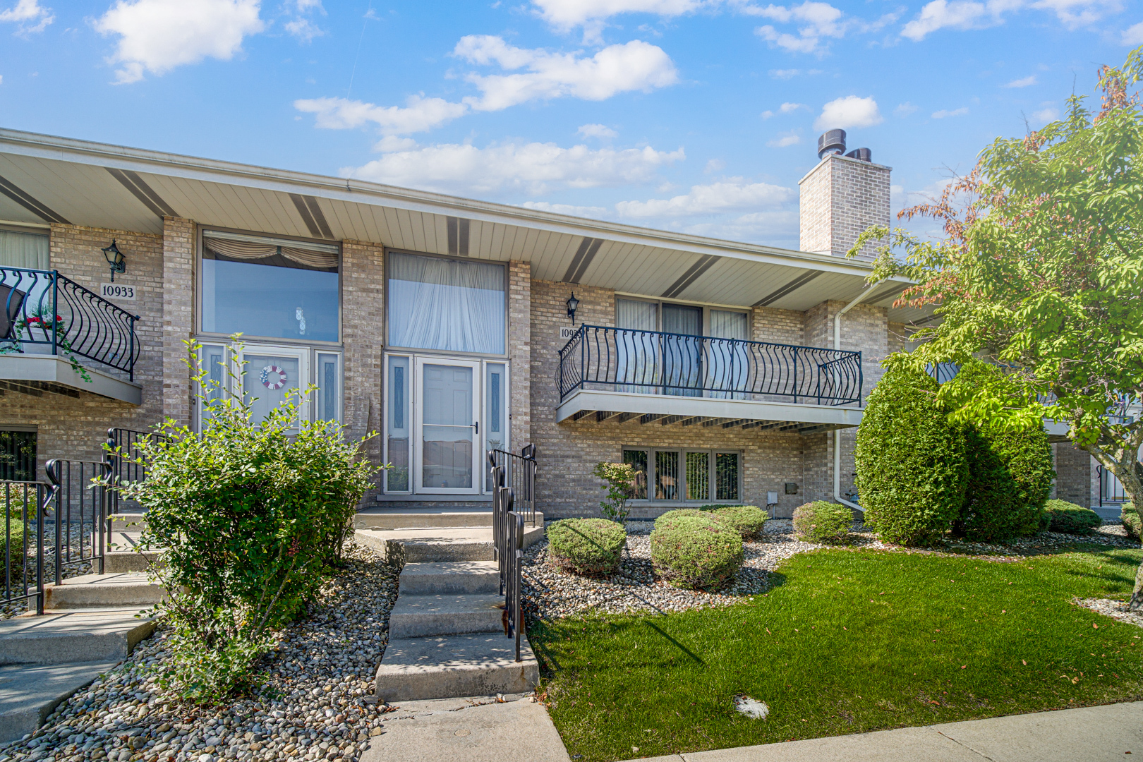 10935 California Court #185, Orland Park, IL 60467