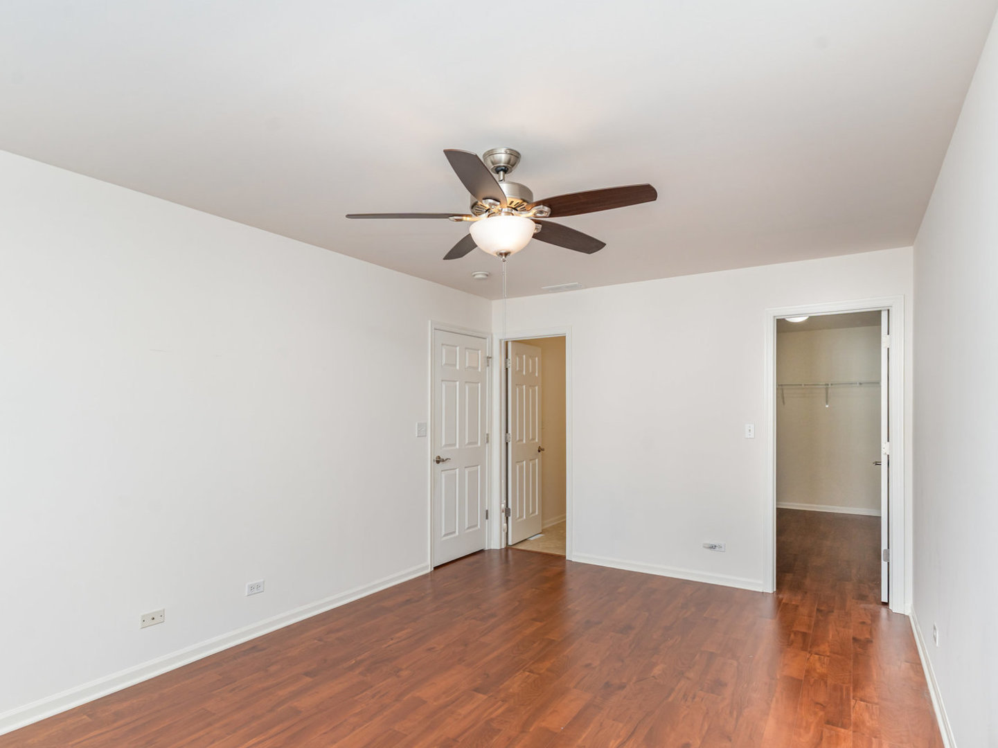 121 Springbrook Trail, Oswego, IL 60543