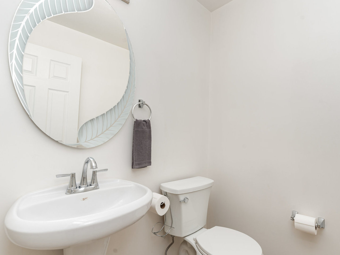 121 Springbrook Trail, Oswego, IL 60543