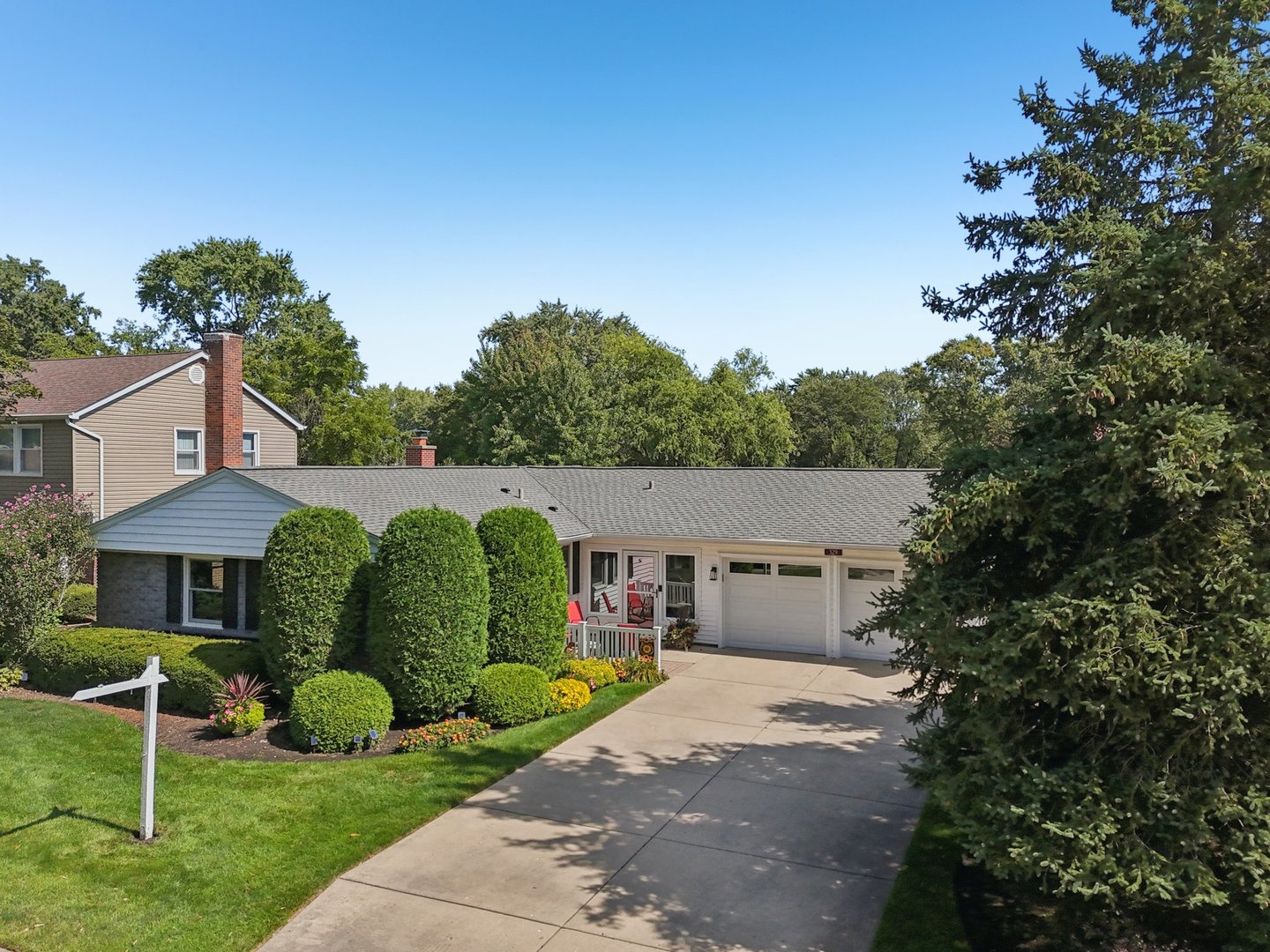 329 Timber Hill Road, Buffalo Grove, IL 60089