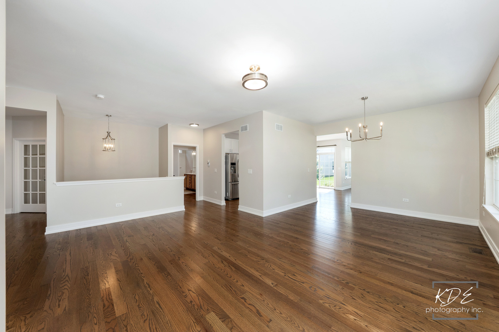 2836 Hillcrest Circle, Naperville, IL 60564