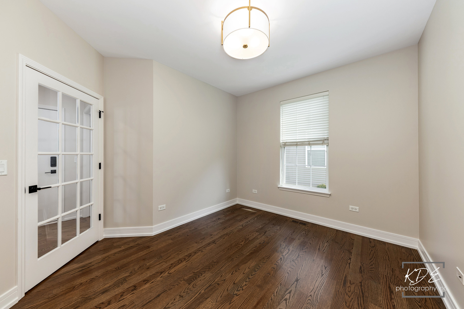 2836 Hillcrest Circle, Naperville, IL 60564