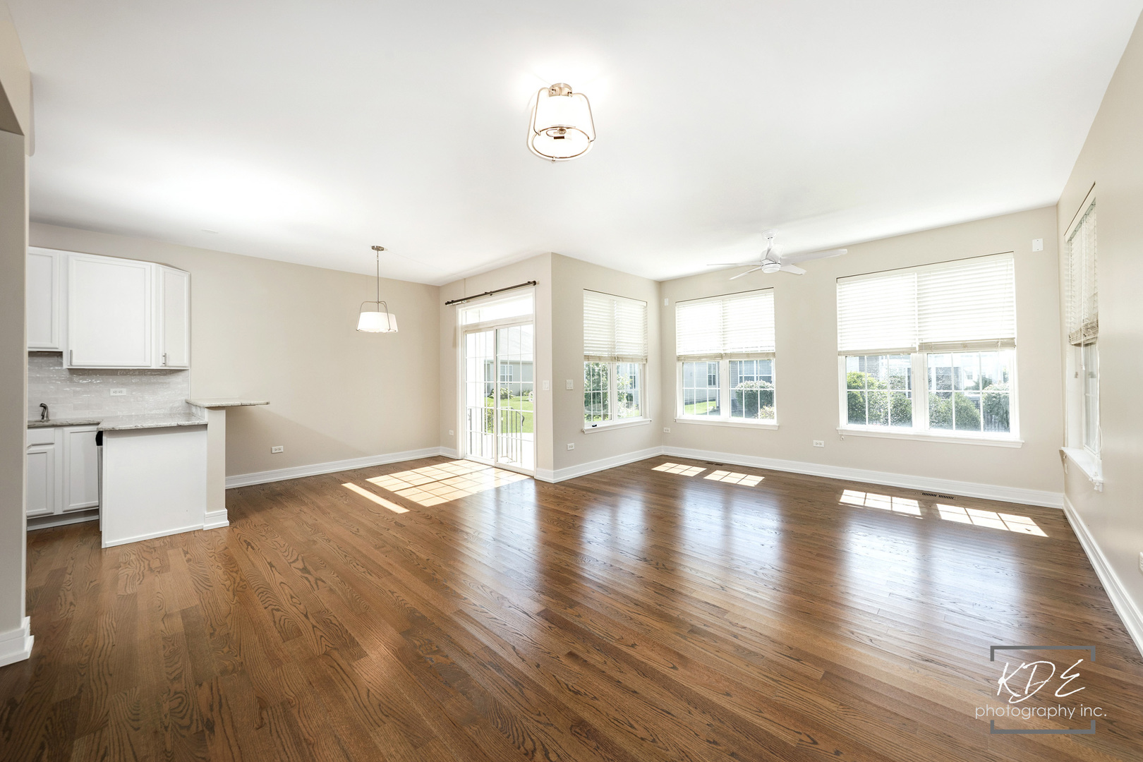 2836 Hillcrest Circle, Naperville, IL 60564