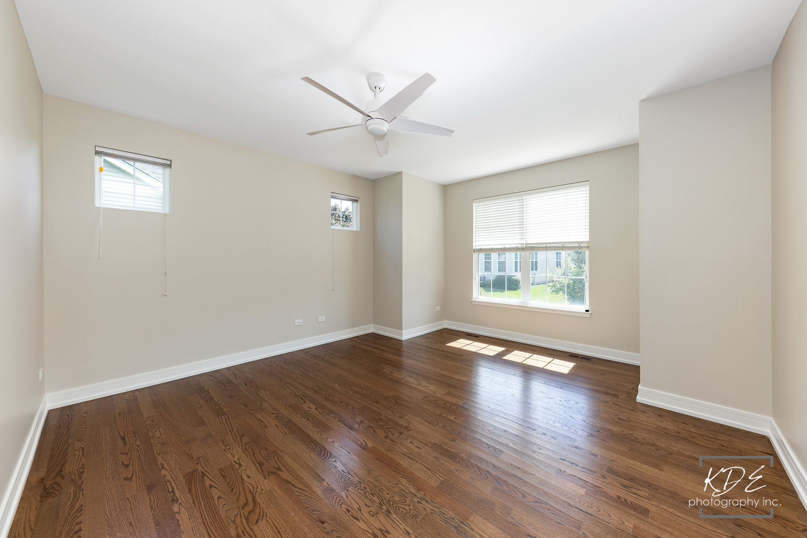 2836 Hillcrest Circle, Naperville, IL 60564
