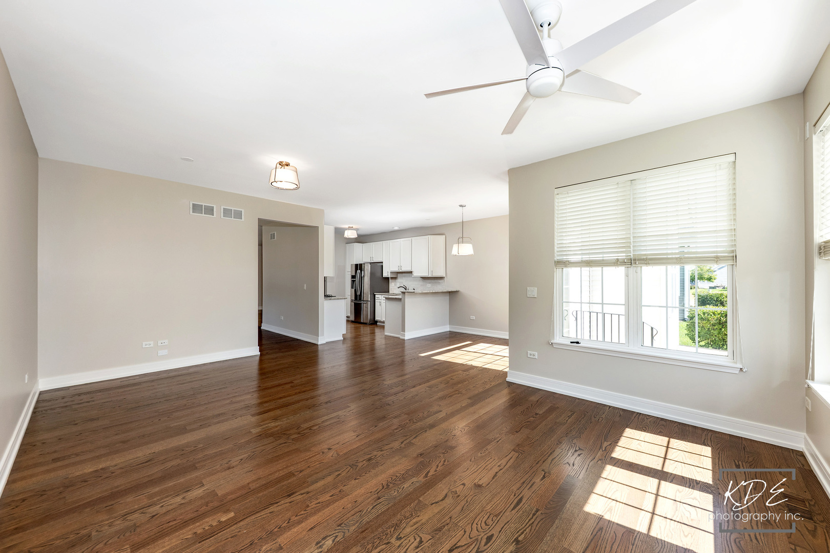 2836 Hillcrest Circle, Naperville, IL 60564
