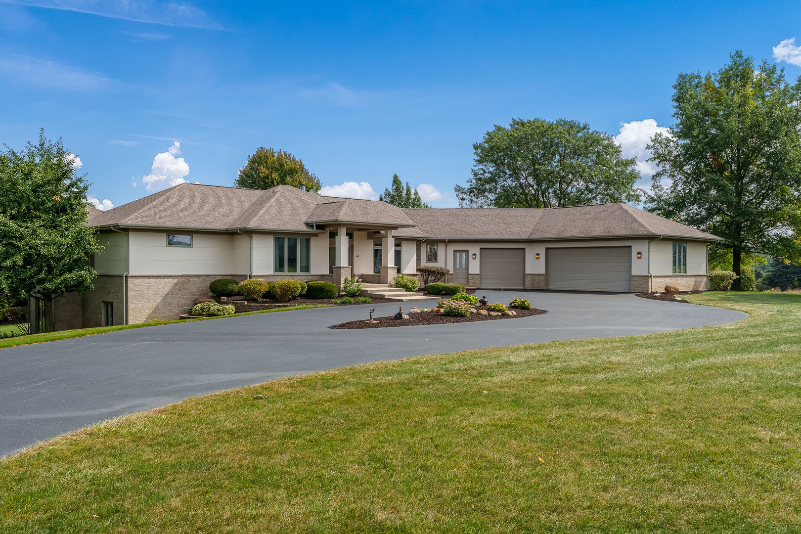 9695 Olas Lane, Rockford, IL 61114