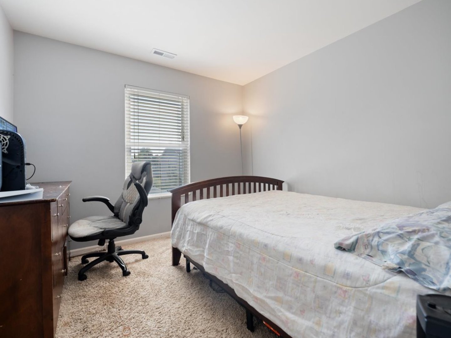 465 Bloomfield Drive, Bolingbrook, IL 60440