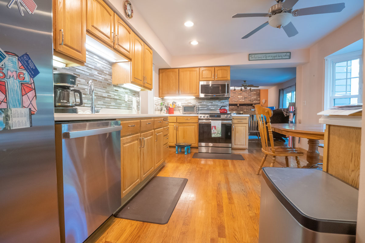 3501 Saratoga Avenue, Downers Grove, IL 60515