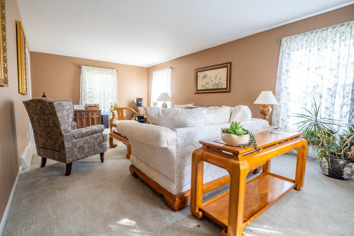 3501 Saratoga Avenue, Downers Grove, IL 60515