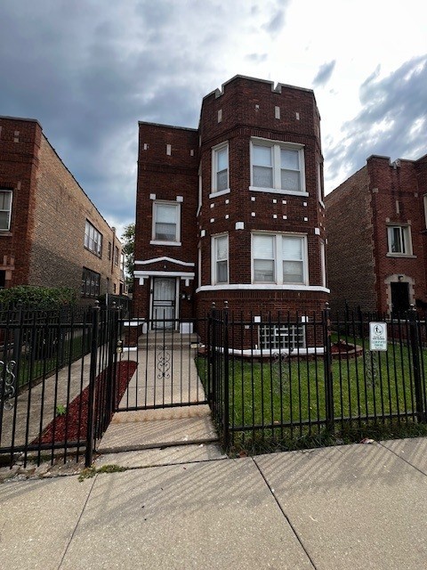 7919 S Merrill Avenue, Chicago, IL 60617
