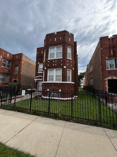 7919 S Merrill Avenue, Chicago, IL 60617