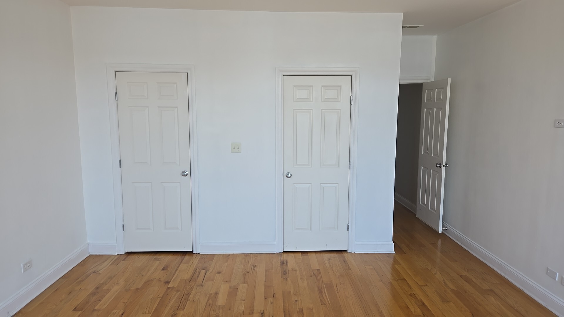 6736 S Merrill Avenue #4N, Chicago, IL 60649