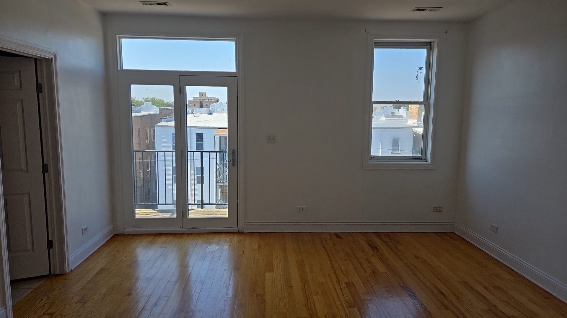 6736 S Merrill Avenue #4N, Chicago, IL 60649