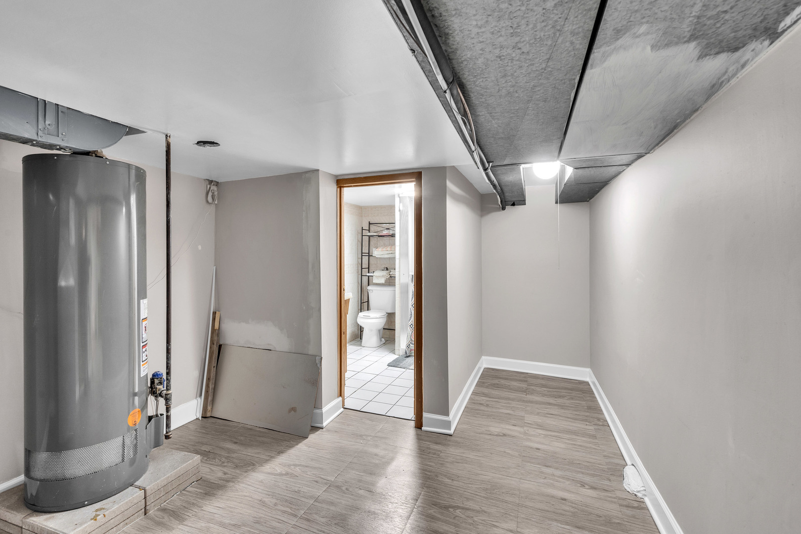 4526 N Mobile Avenue, Chicago, IL 60630