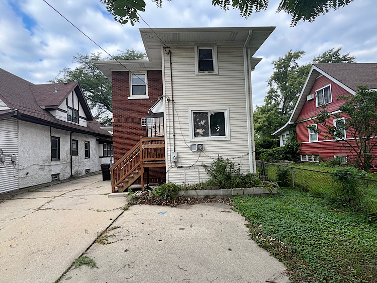 1607 S 14th Avenue, Maywood, IL 60153