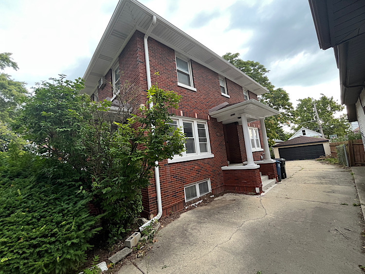 1607 S 14th Avenue, Maywood, IL 60153