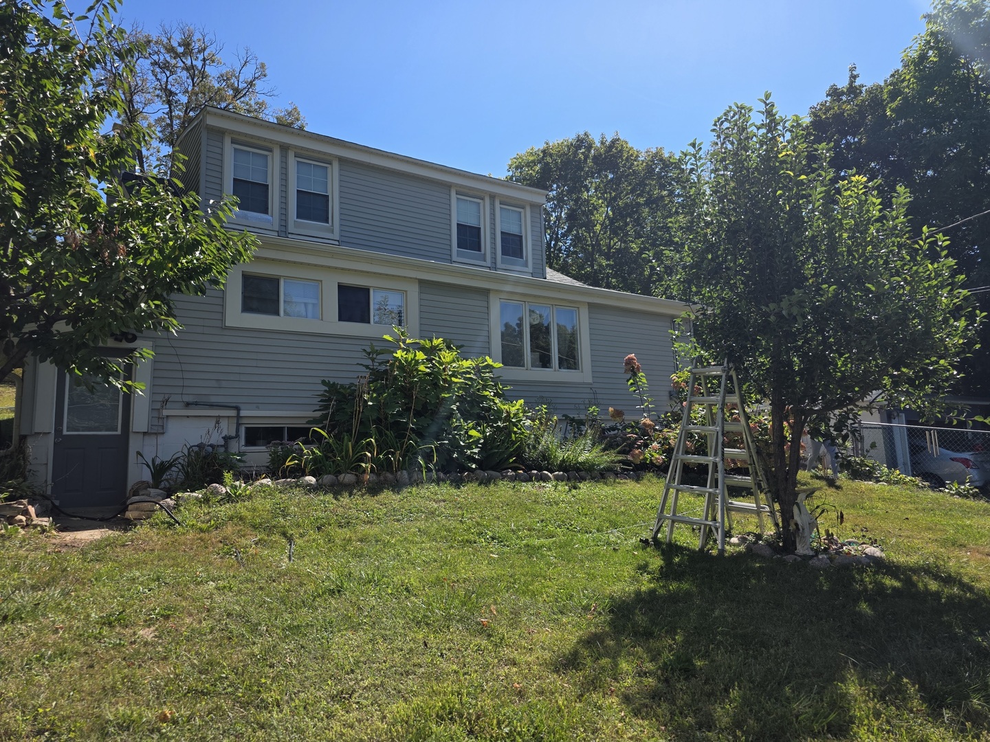 38433 N 5th Avenue, Spring Grove, IL 60081