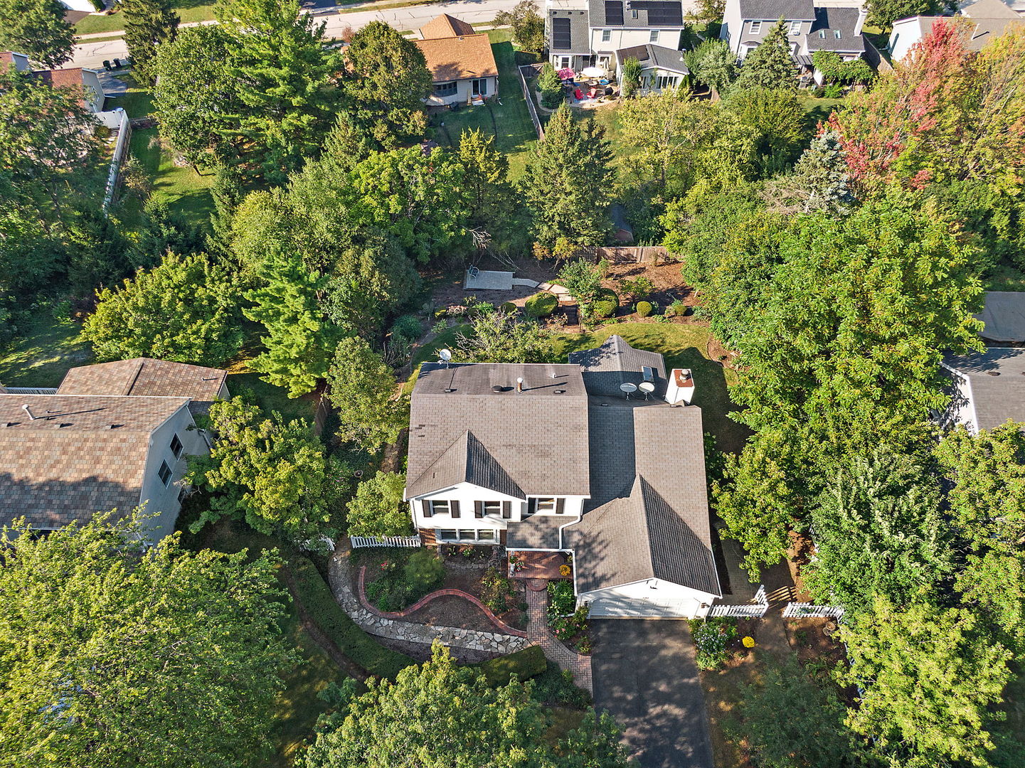 27W250 Birch Street, Winfield, IL 60190