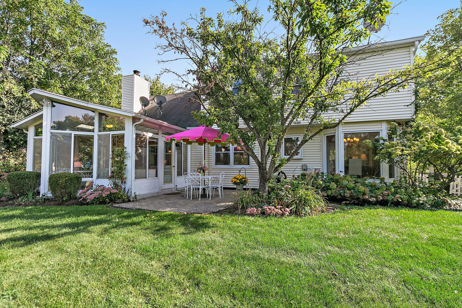 27W250 Birch Street, Winfield, IL 60190
