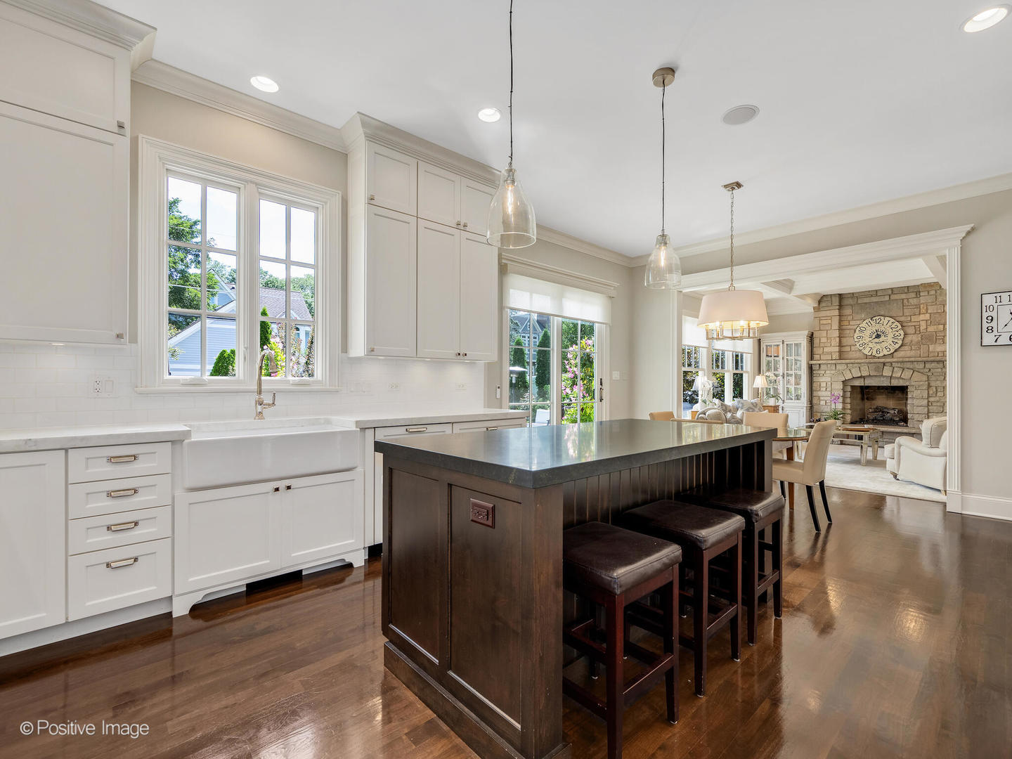 17 S Bruner Street, Hinsdale, IL 60521