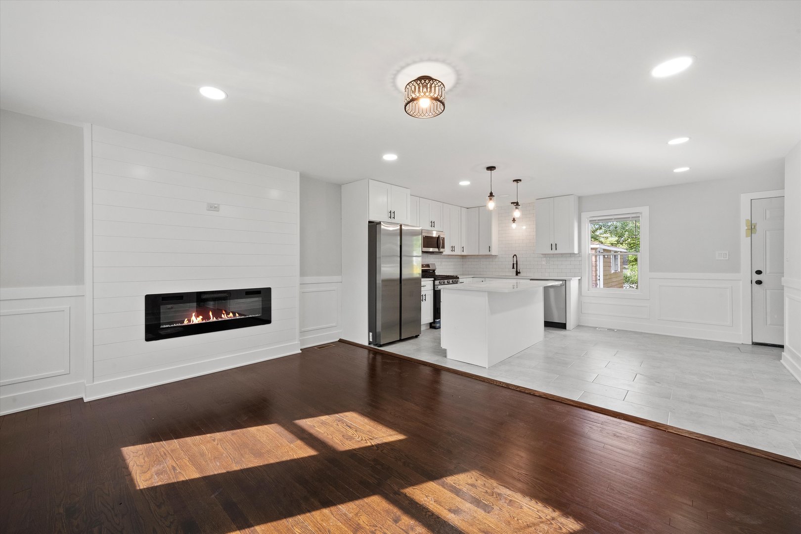 21636 Clyde Avenue, Sauk Village, IL 60411