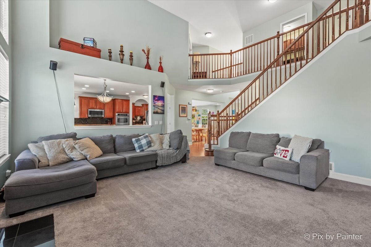 10392 Hunter Trail, Huntley, IL 60142