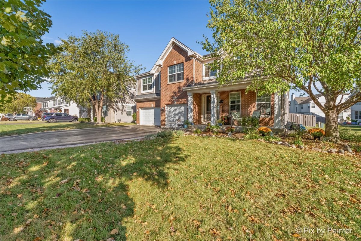 10392 Hunter Trail, Huntley, IL 60142
