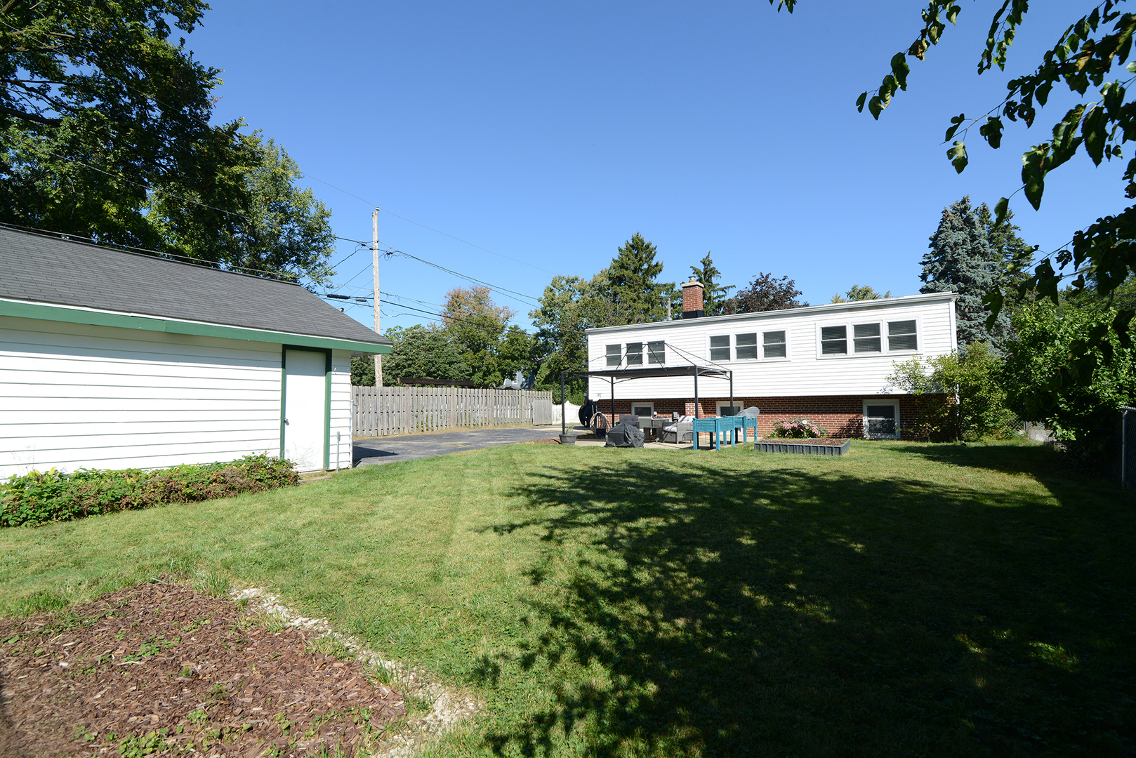 305 Maple Street, Glen Ellyn, IL 60137