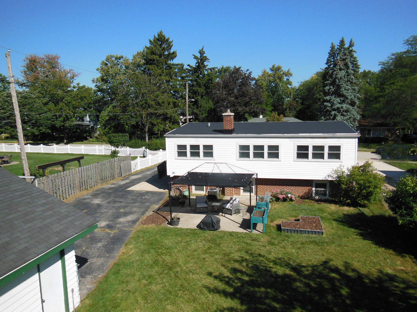 305 Maple Street, Glen Ellyn, IL 60137