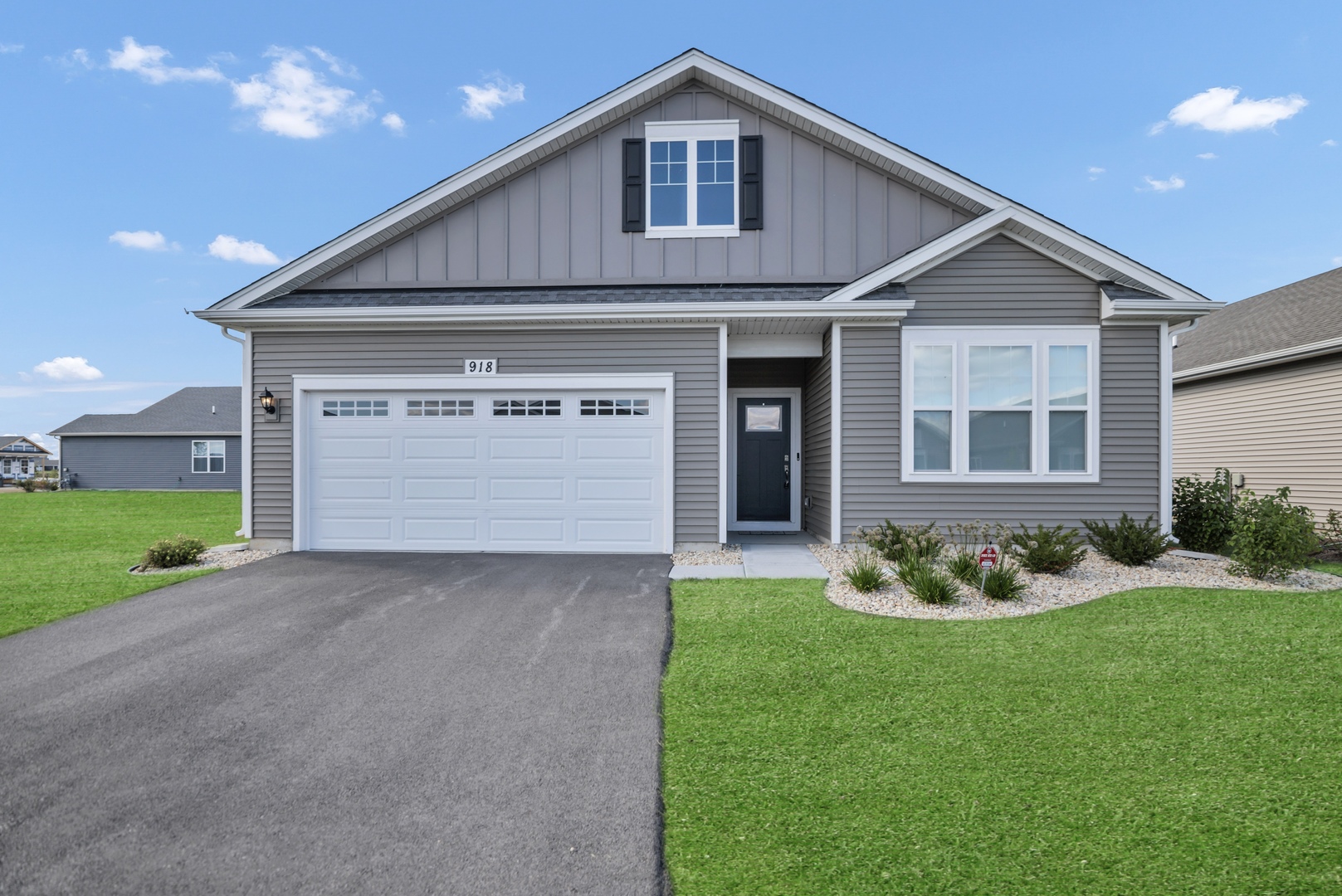 918 Plateau Drive, Pingree Grove, IL 60140