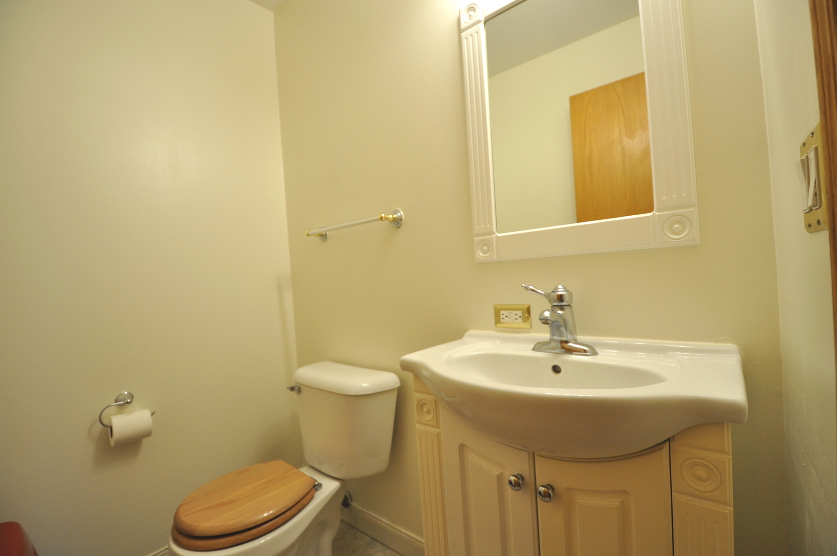 38830 N Drexel Boulevard, Antioch, IL 60002