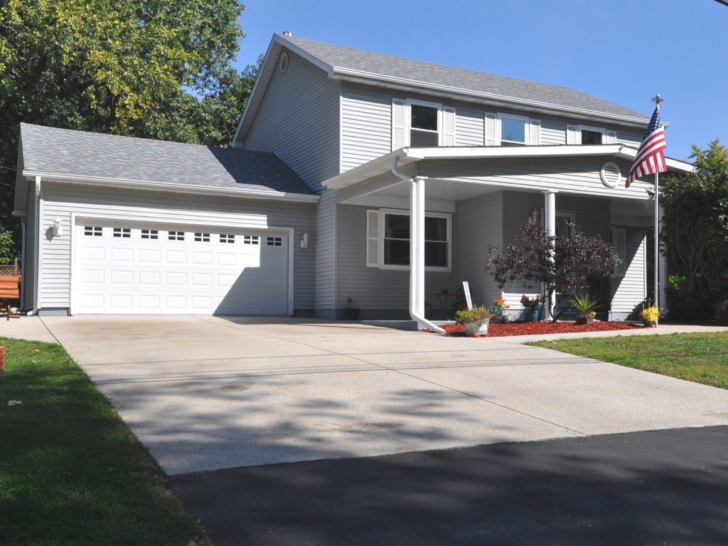 38830 N Drexel Boulevard, Antioch, IL 60002