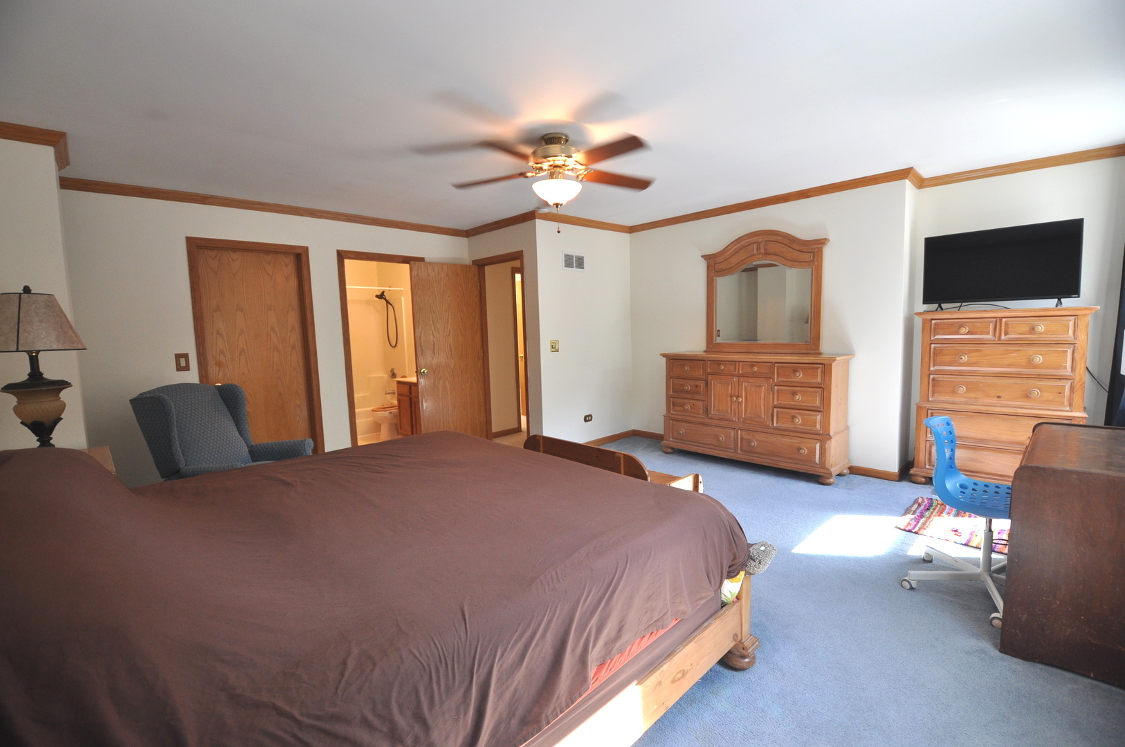 38830 N Drexel Boulevard, Antioch, IL 60002