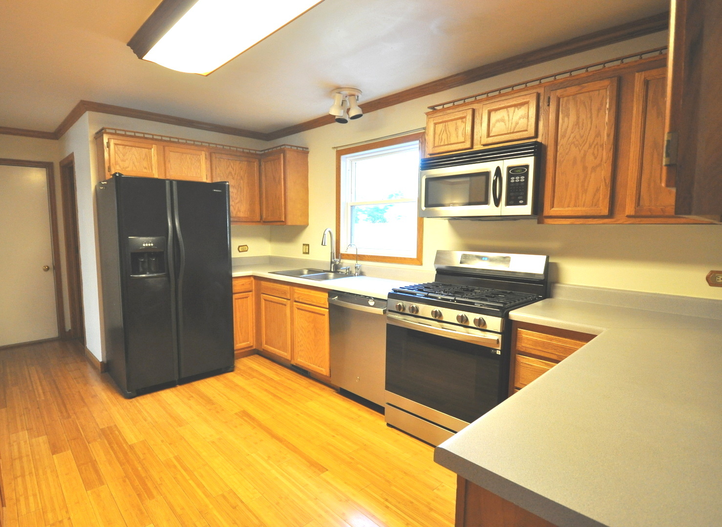 38830 N Drexel Boulevard, Antioch, IL 60002