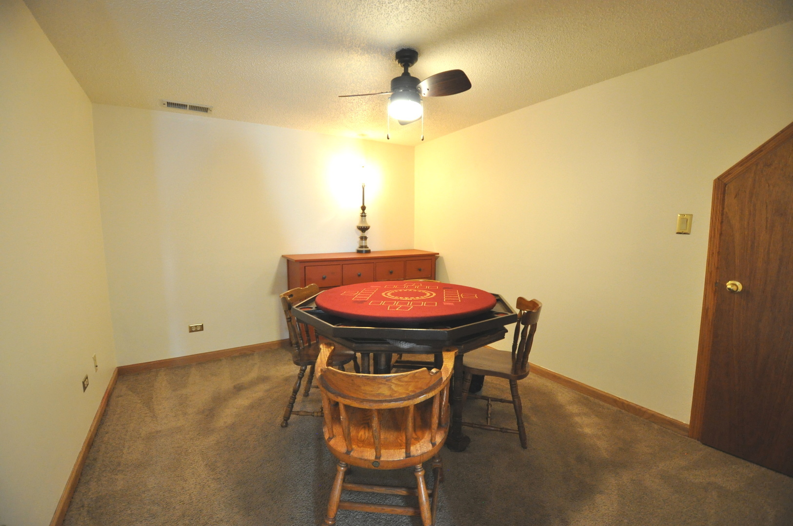 38830 N Drexel Boulevard, Antioch, IL 60002
