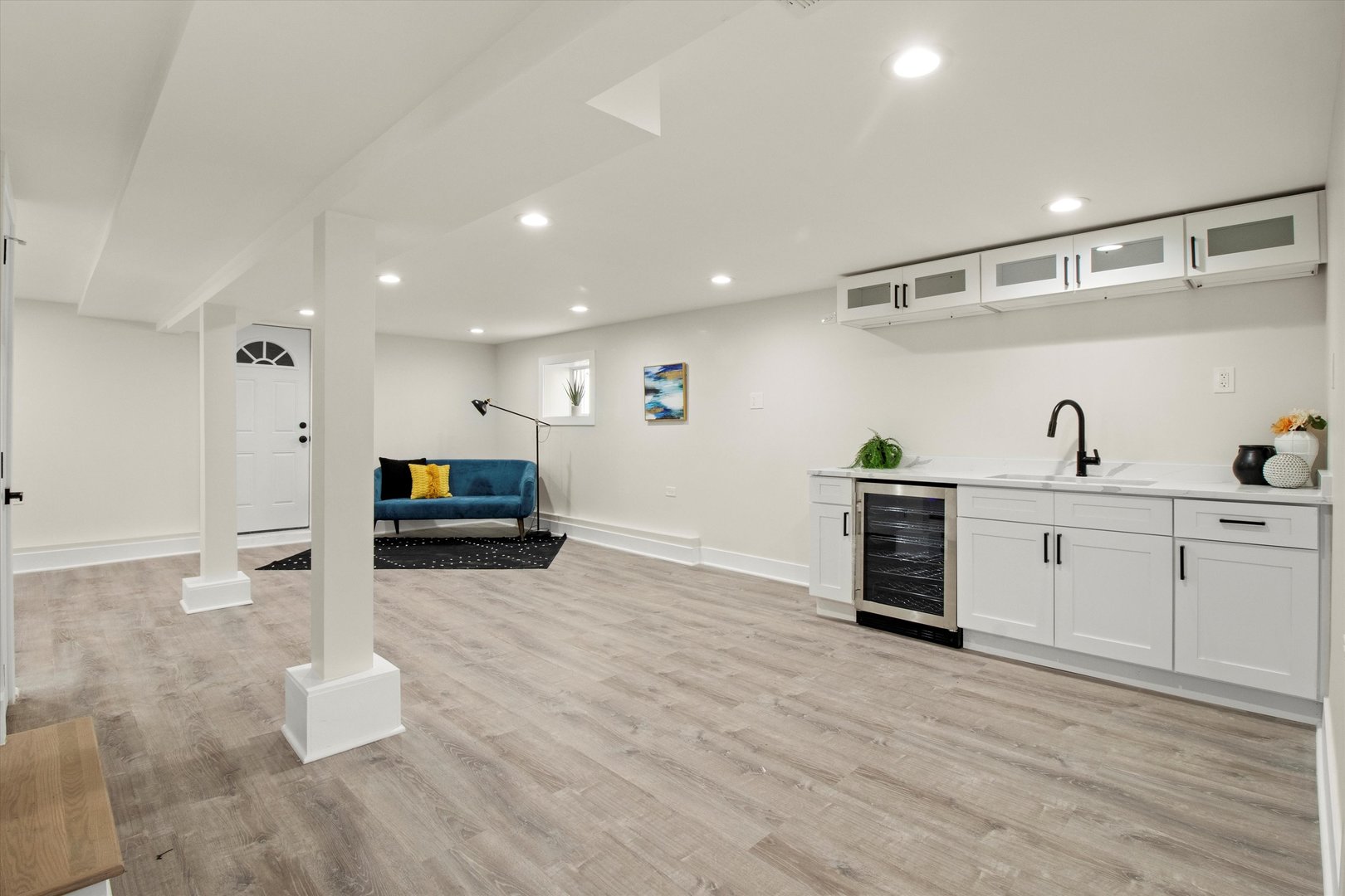 6144 N Maplewood Avenue, Chicago, IL 60659