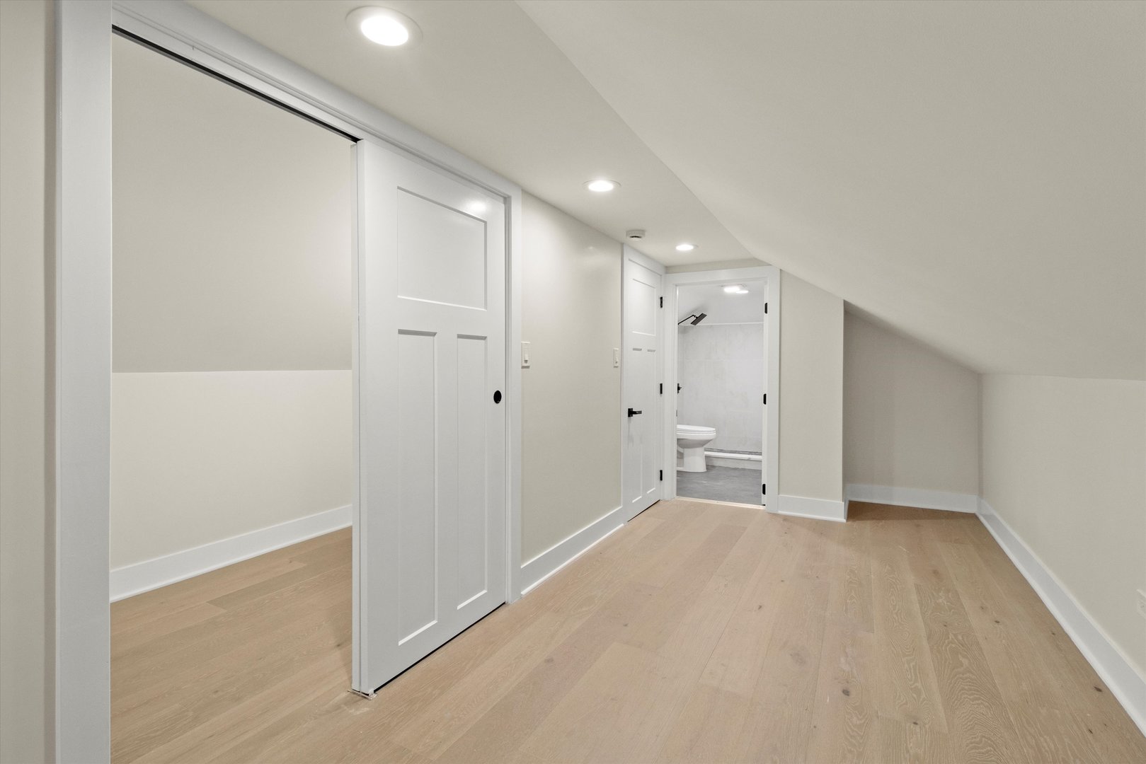 6144 N Maplewood Avenue, Chicago, IL 60659