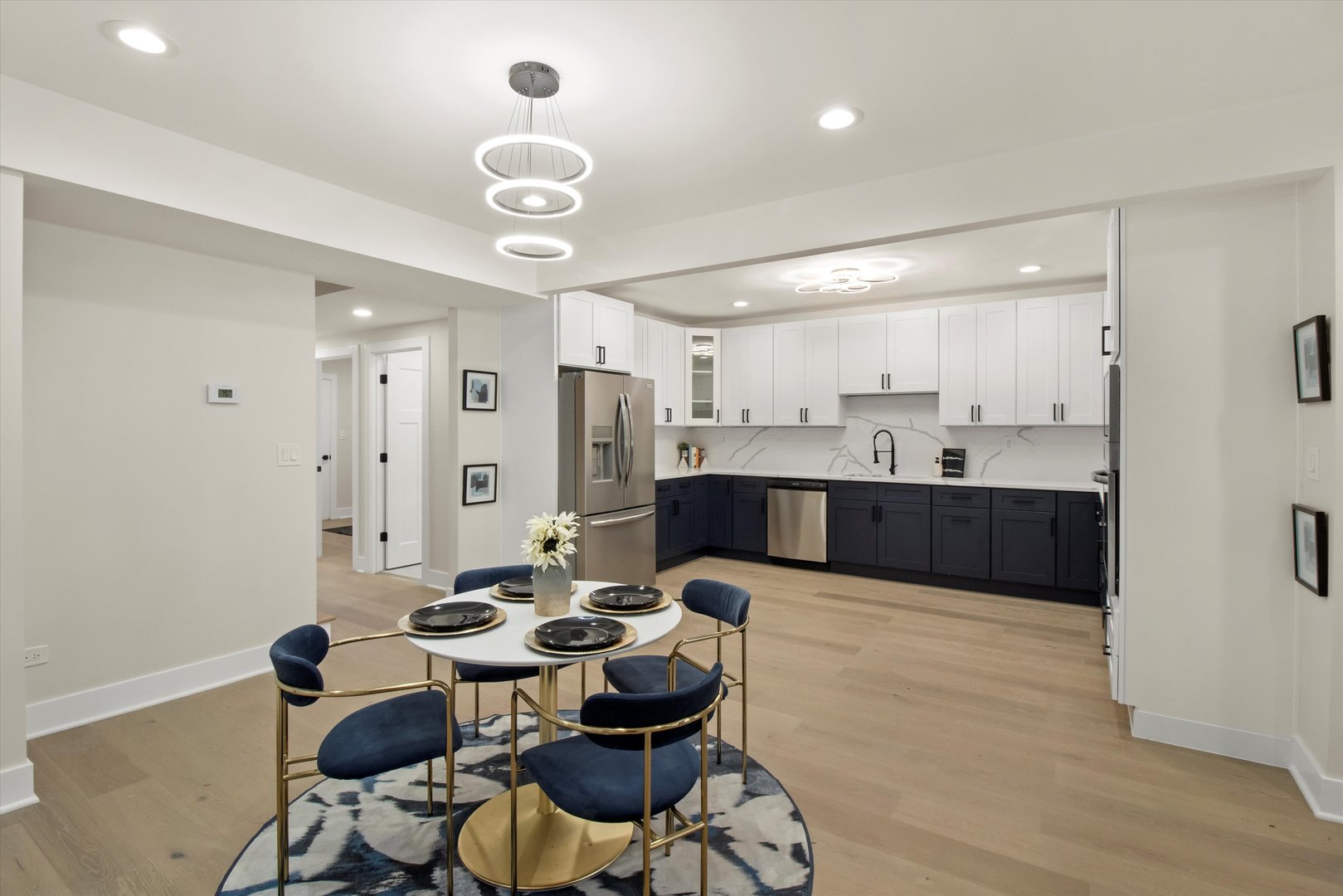 6144 N Maplewood Avenue, Chicago, IL 60659