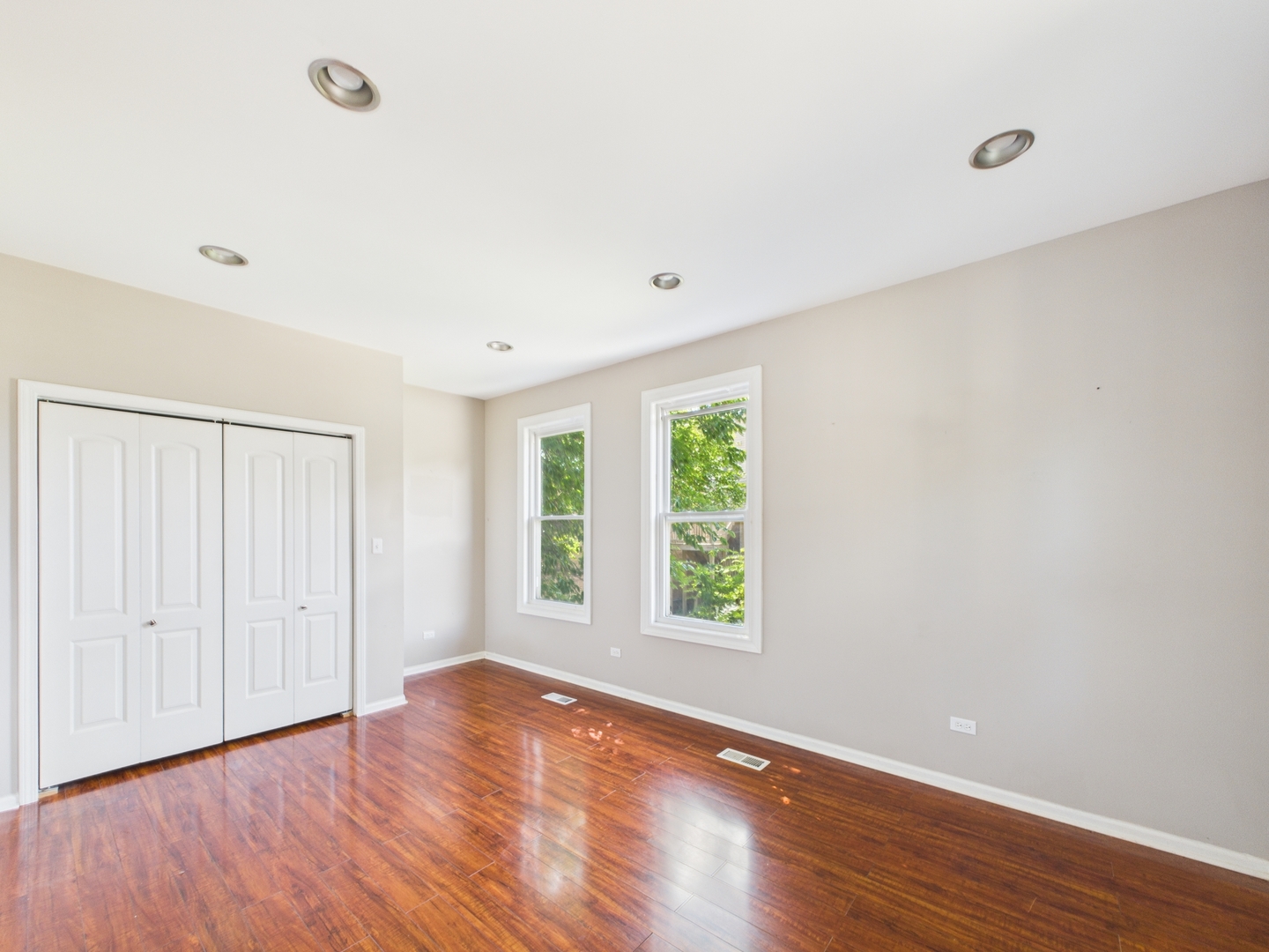 1715 E 70th Street, Chicago, IL 60649