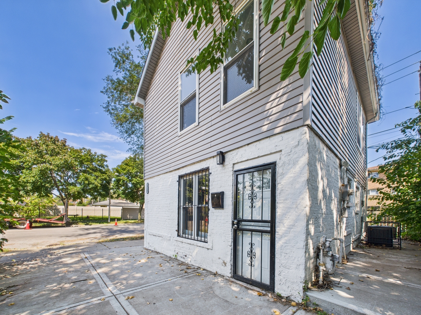 1715 E 70th Street, Chicago, IL 60649