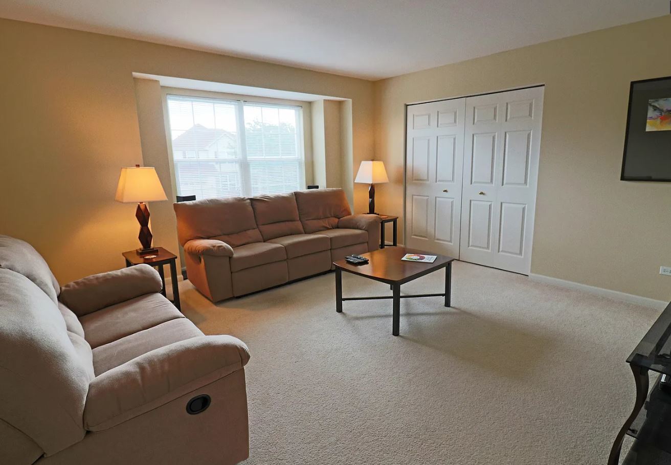 37076 N Bonnie Brae Road, Lake Villa, IL 60046