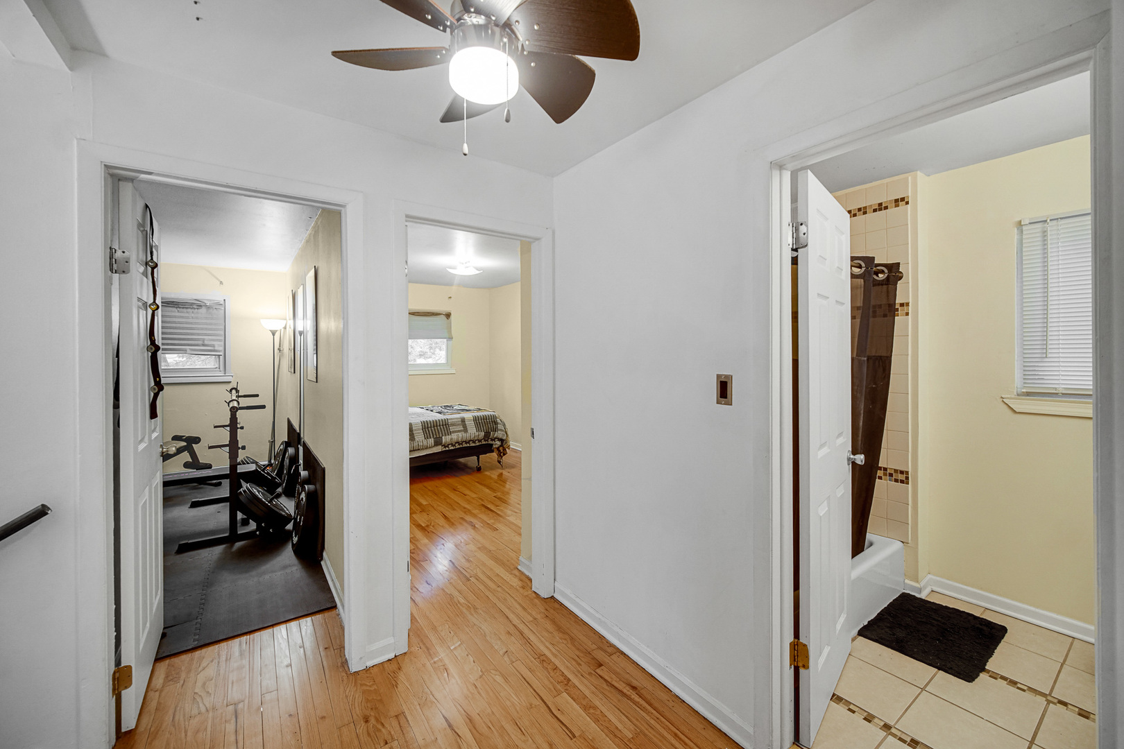 16913 Western Avenue, Hazel Crest, IL 60429