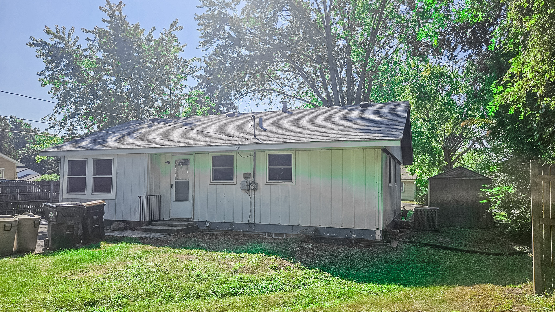 460 Maplewood Drive, Antioch, IL 60002