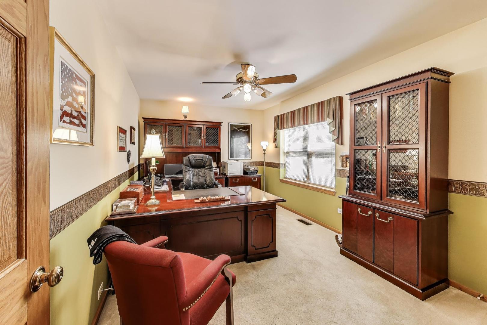 2 Eaton Court, Elmhurst, IL 60126
